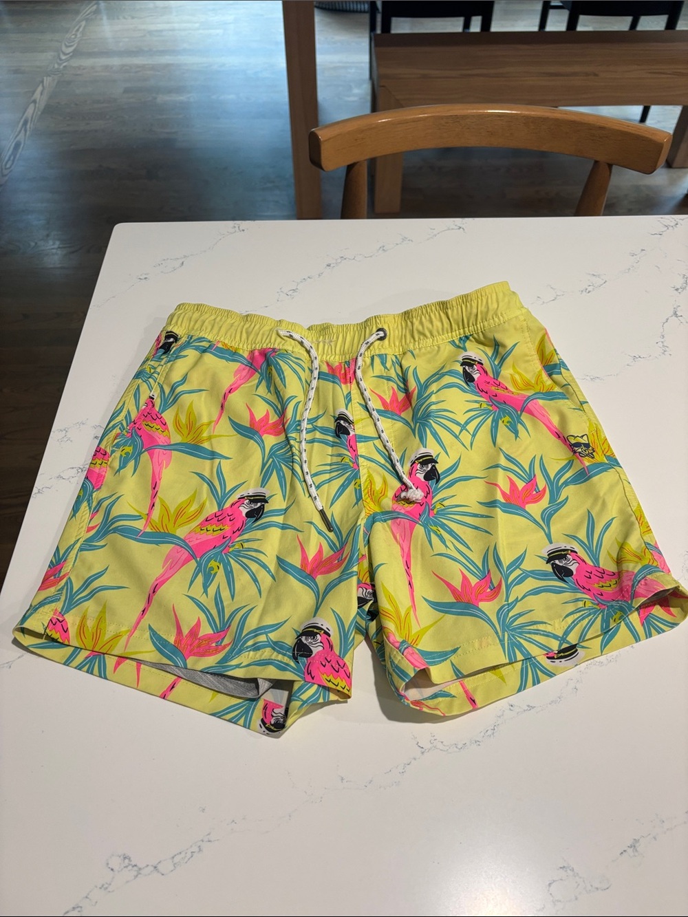 Men's Yellow Flamingo Print Swim Trunks with Elastic Waist
